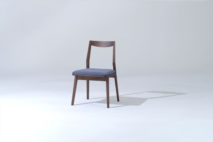 JONAS / Walnut Natural Front