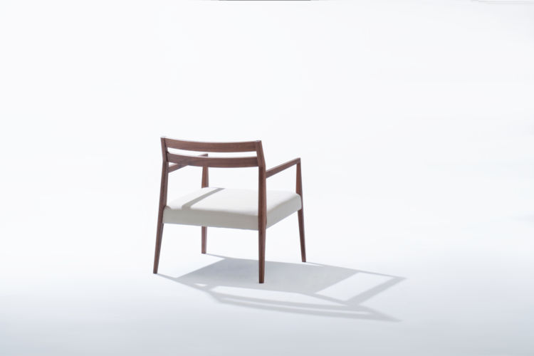 LOWEL LOUNGE / Walnut Natural Back LOWEL LOUNGE / Walnut Natural Back